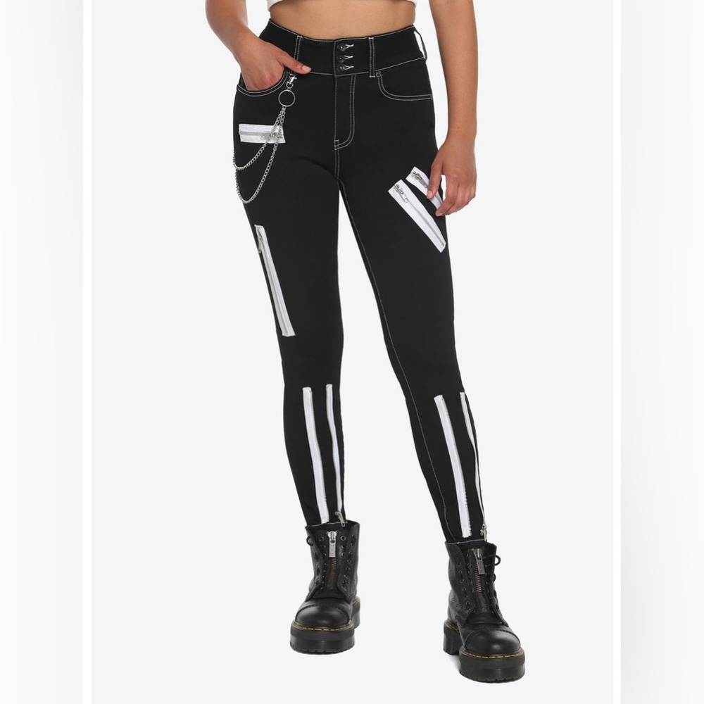 Hot Topic White Zipper Jeans